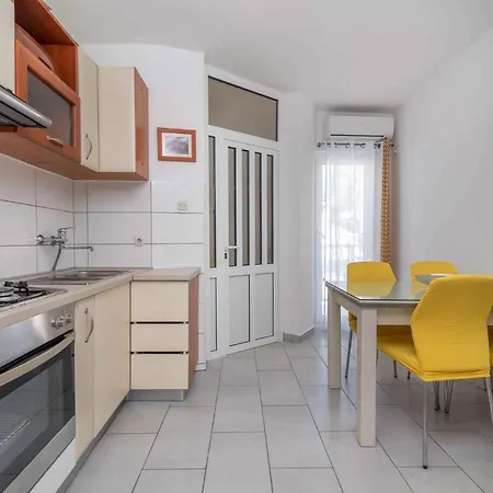 Okrug Gornji 8 Trogir